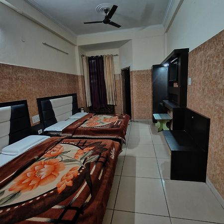 Aashirwad Hotel Katra  Exterior foto