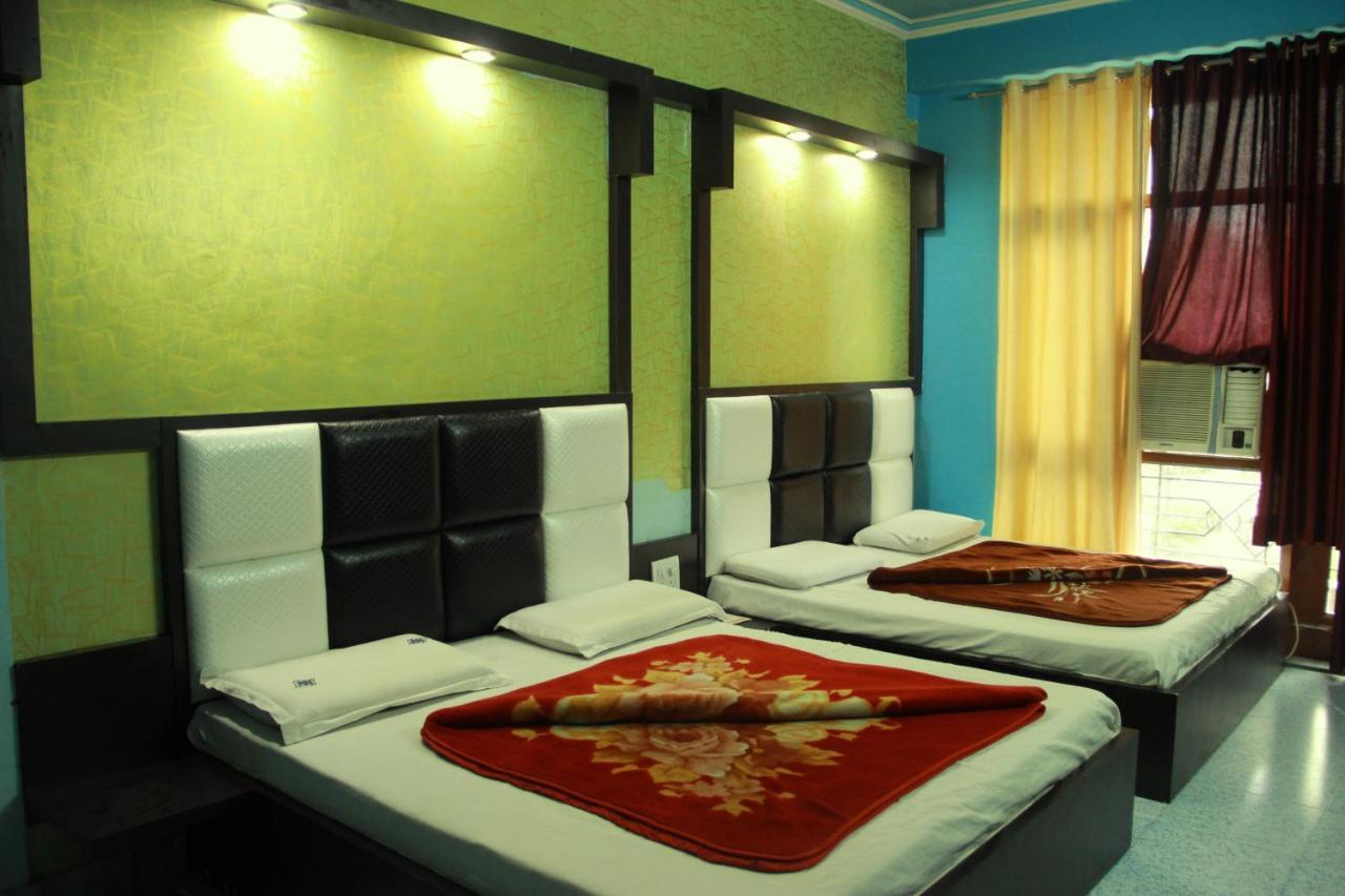 Aashirwad Hotel Katra  Exterior foto